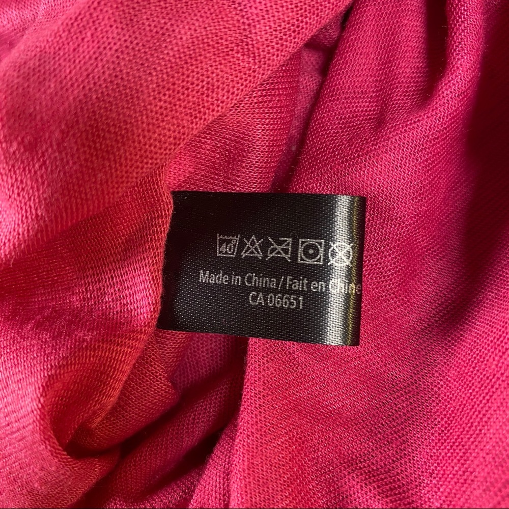 ⭐️SALE⭐️Hot Steps Pink Foulard Scarf - Picture 5 of 6